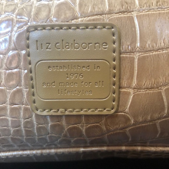 Liz Claiborne purse NWOT - Picture 3 of 10